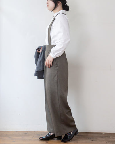 へリンボンセンタープレス吊りパンツ