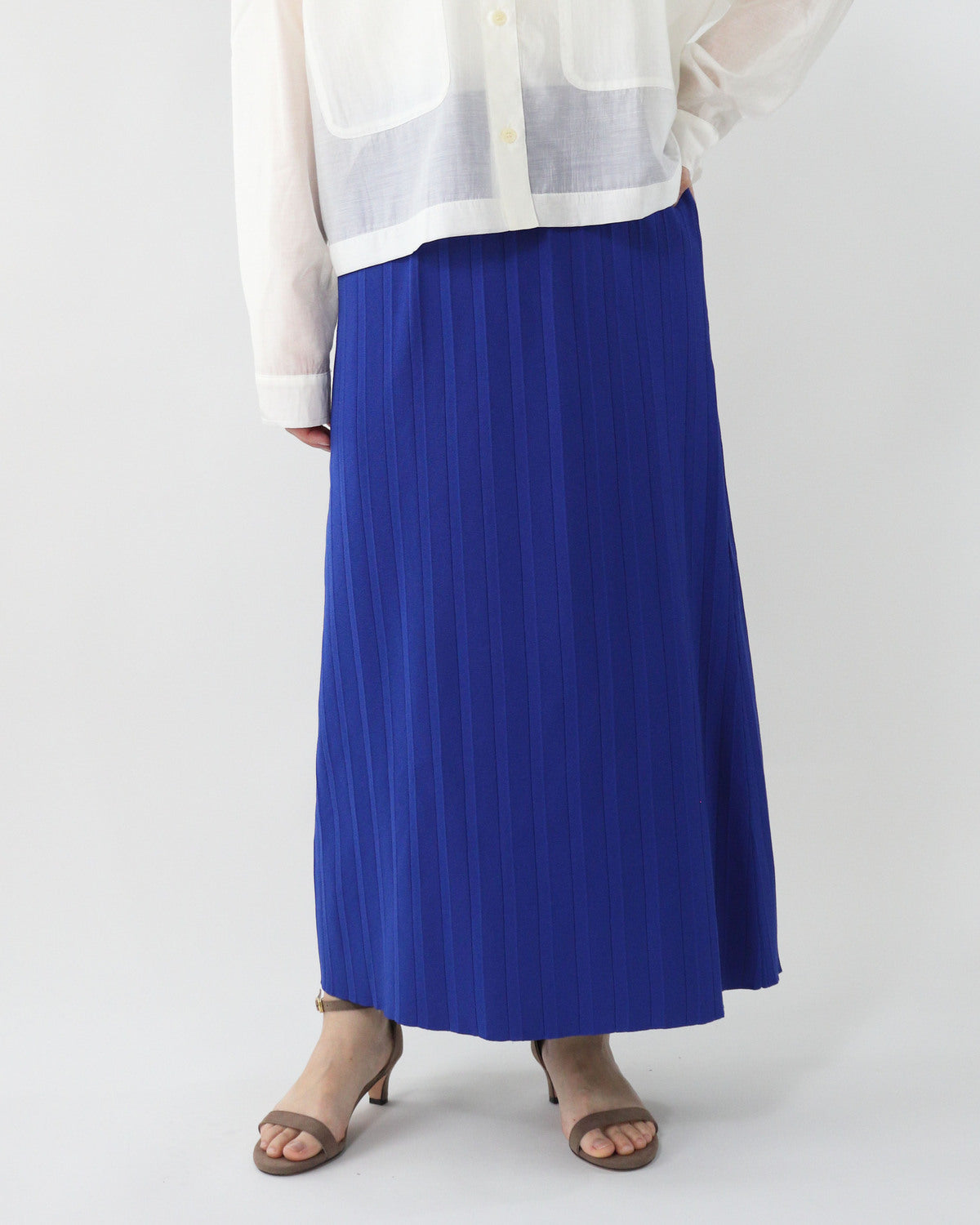 BLUE モデル身長159㎝ 着用サイズ:FREE